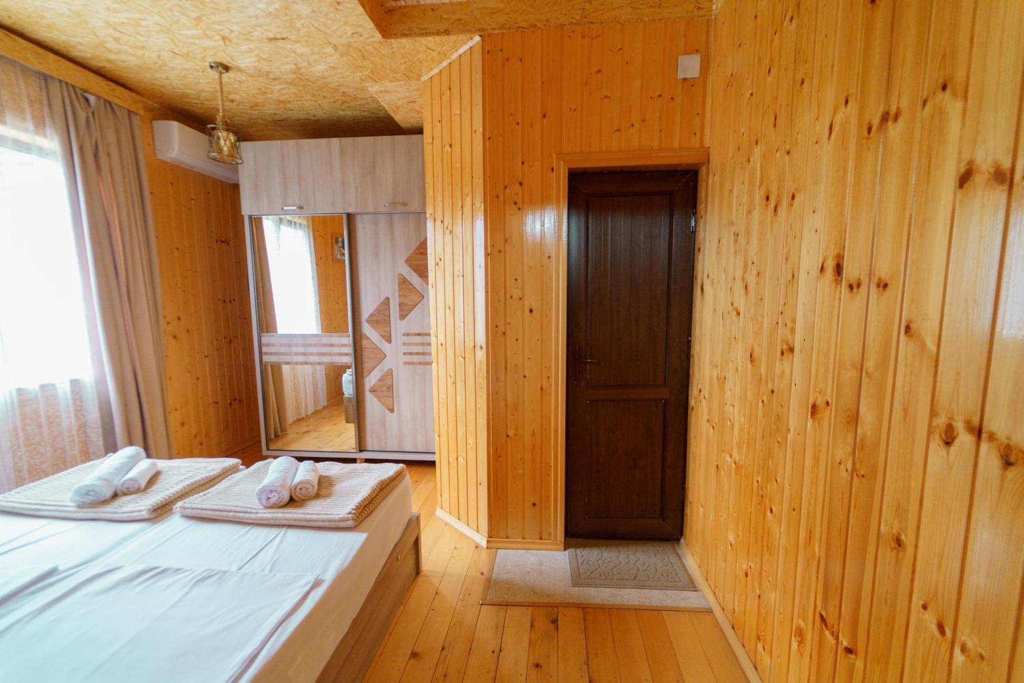 Guest House Sunrise Khulo Exteriér fotografie